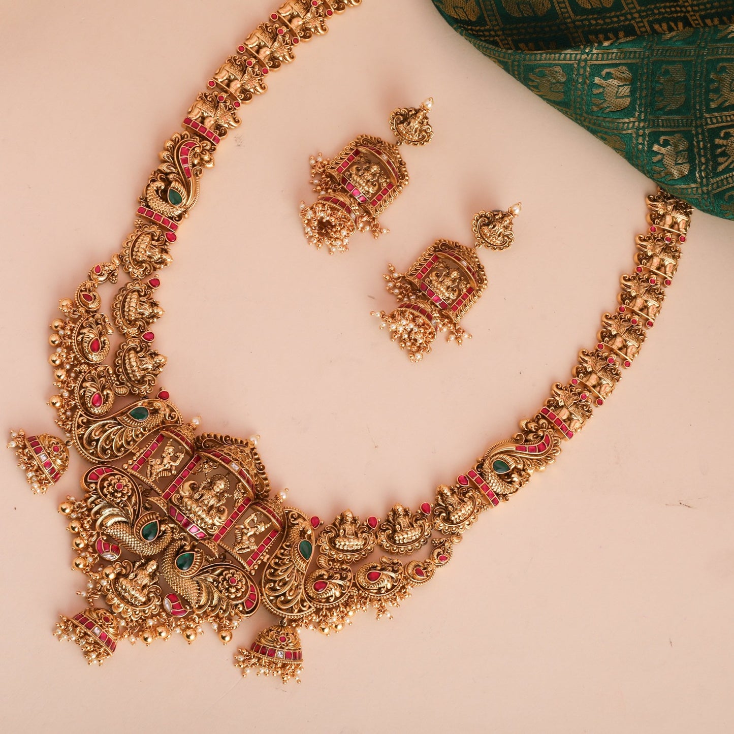 Laxmi Kempu Antique Nakshi Silver Necklace Set