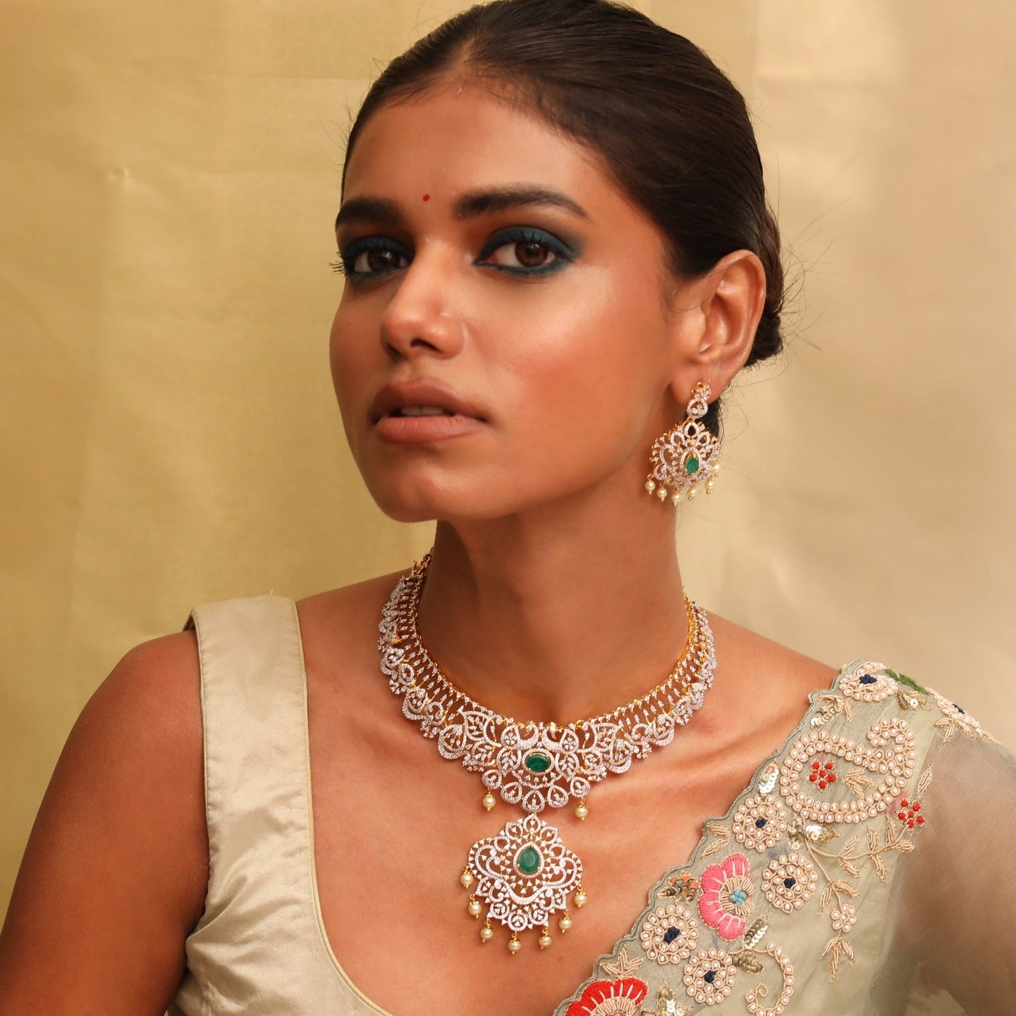 Riyana CZ Silver Pendant Set