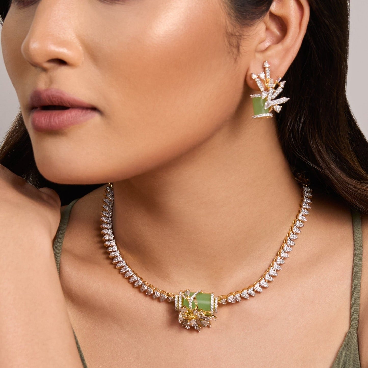 Begonia CZ Silver Necklace Set