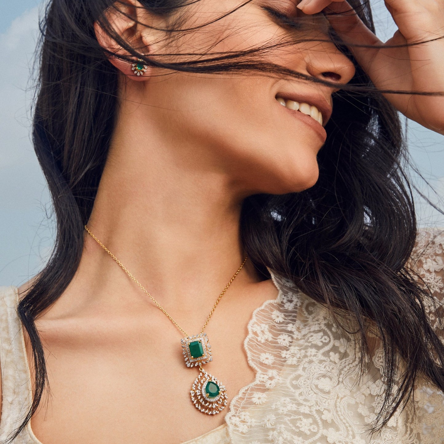 Verda CZ Silver Pendant Set