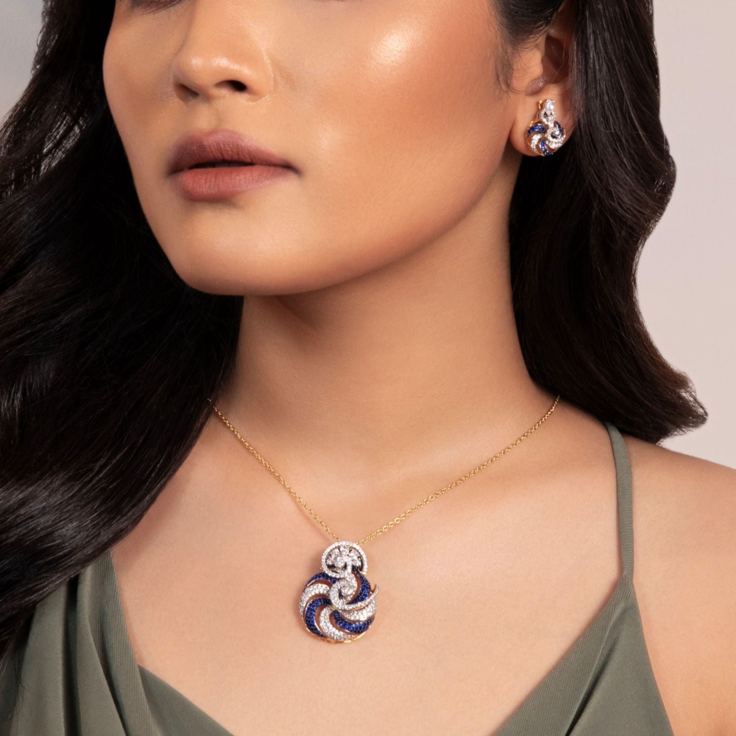 Sapphire Swirl CZ Silver Pendant Set