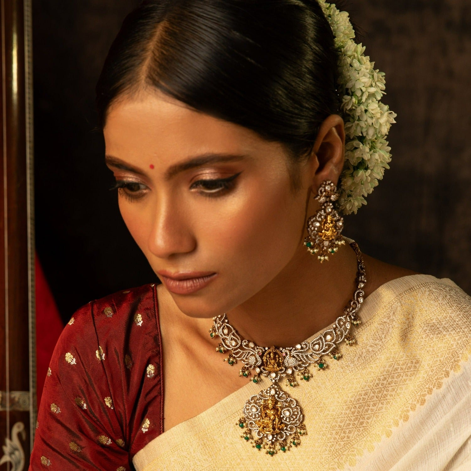 Irika Moissanite Silver Necklace Set