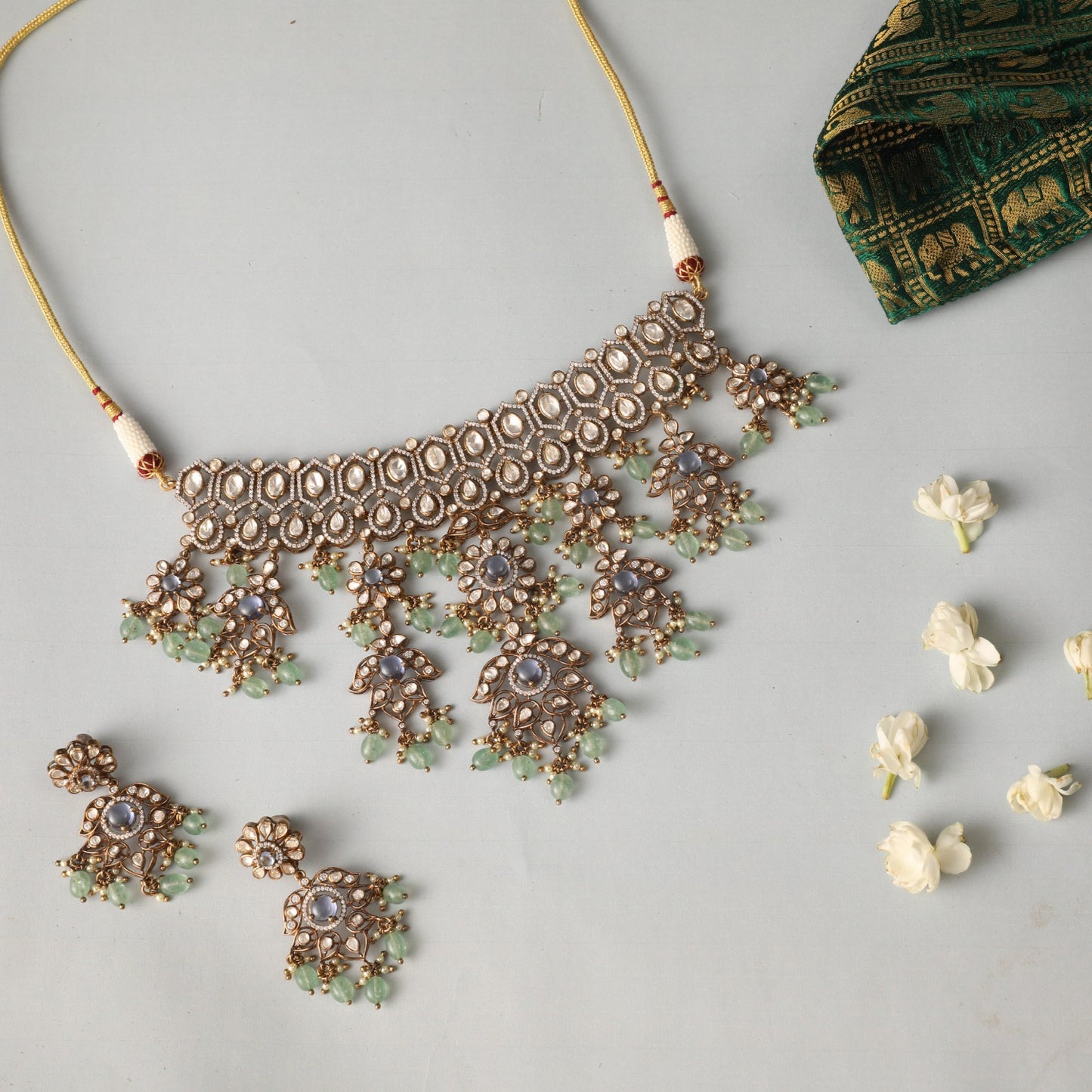 Floral Adorns Silver Moissanite Choker Necklace