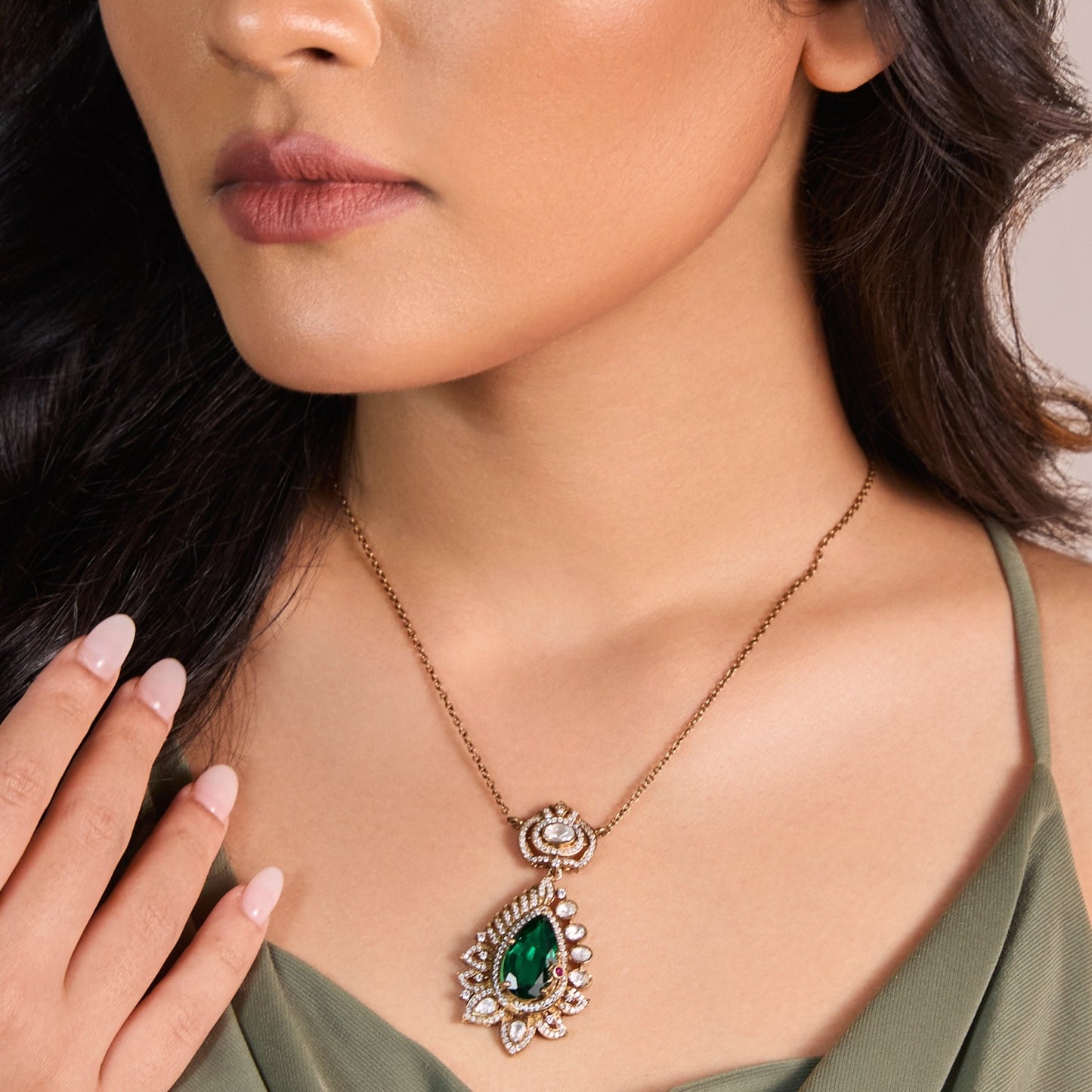 Emerald Blossom CZ Silver Pendant Set