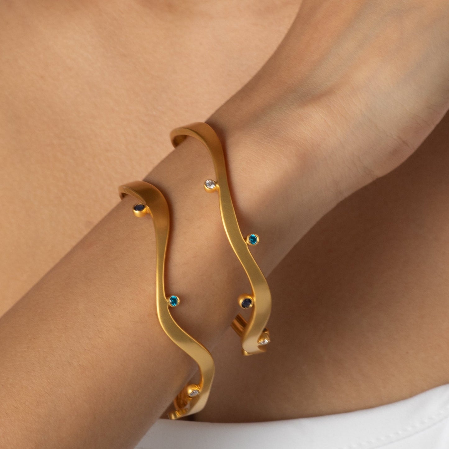 Coastline Oceanique Silver Bangles