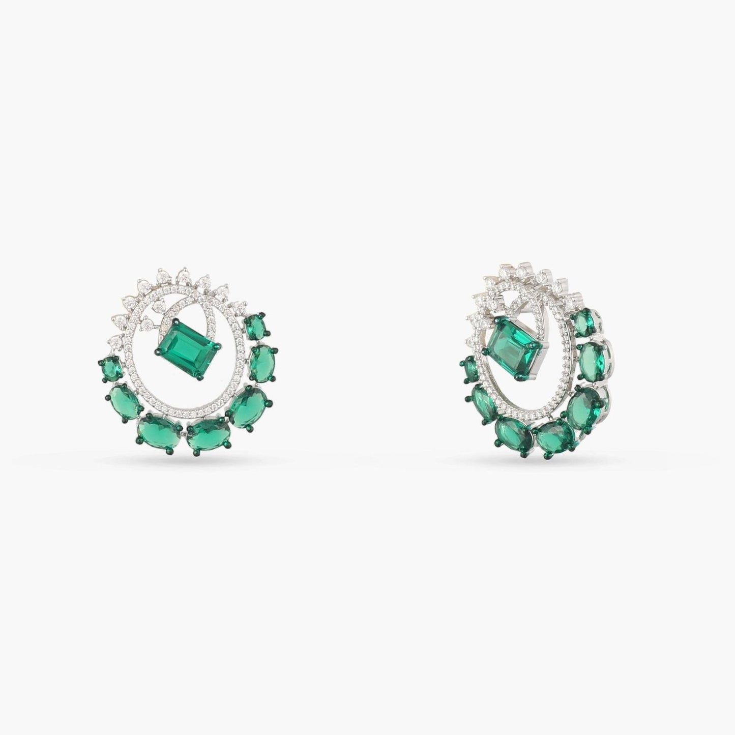 Emeraude Essence Round Silver Earrings