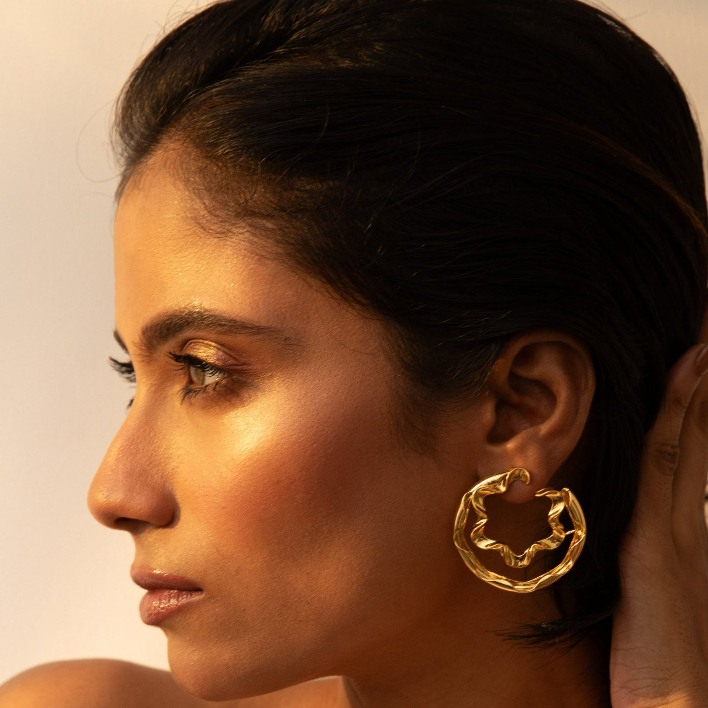 Sandscape Wave Silver Hoop Earrings