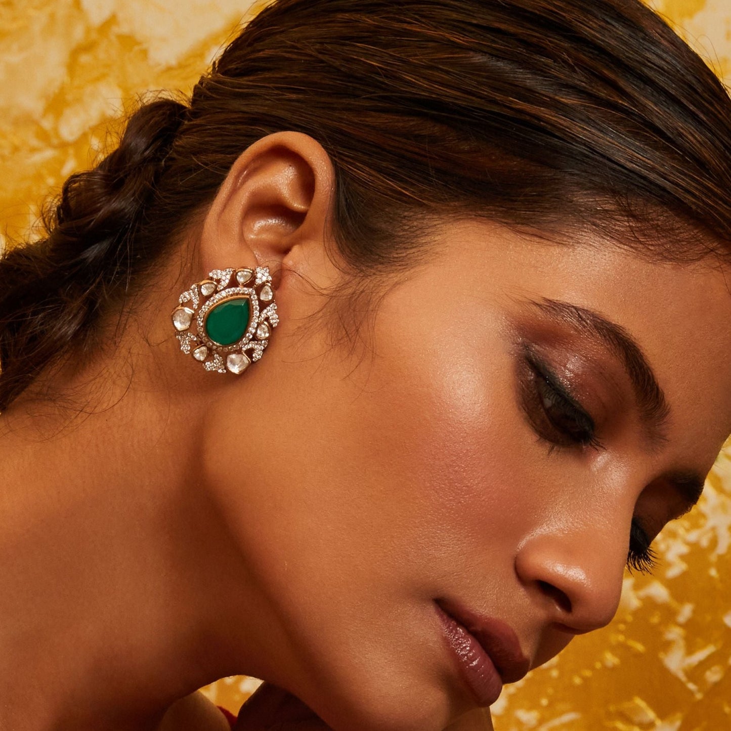 Brillant Emerald Silver Stud Earrings