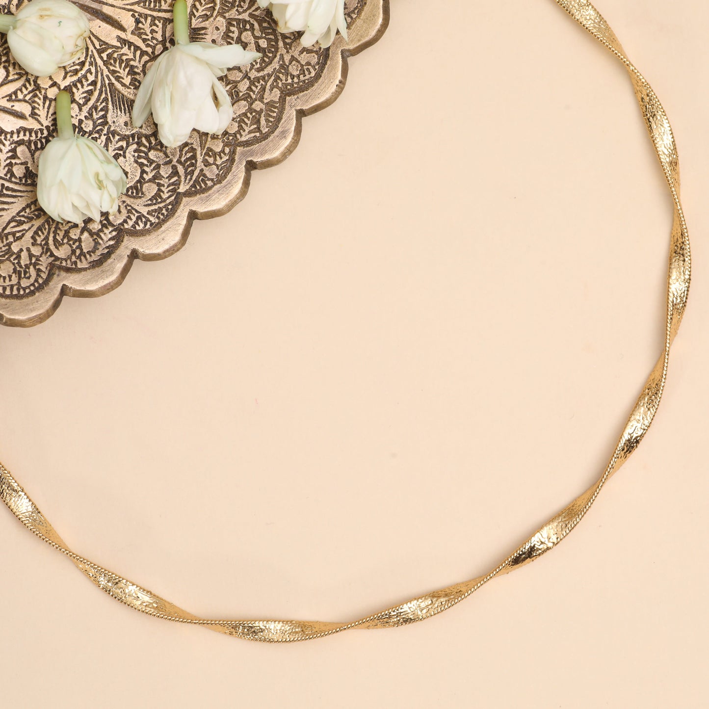 Wavy Silver Cuff Necklace