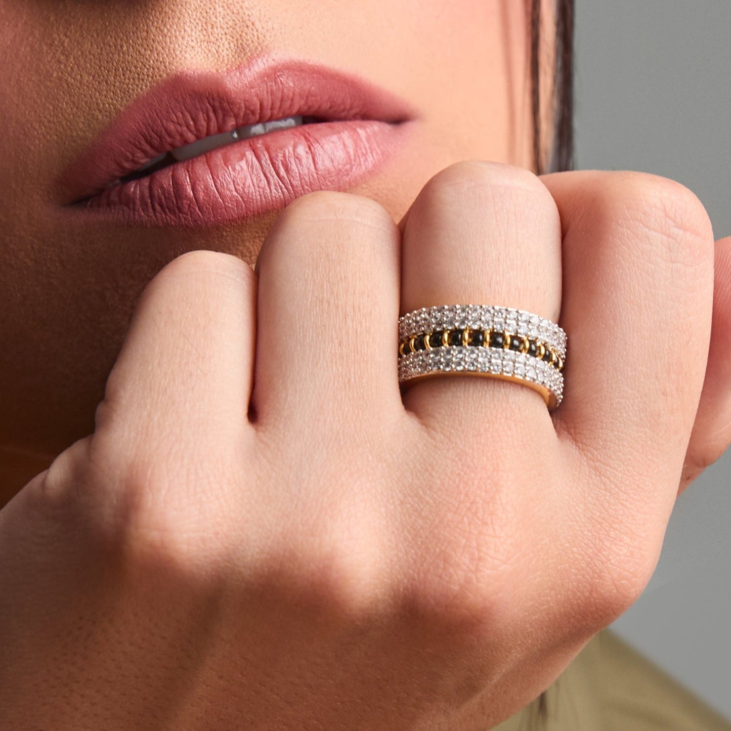 Elegant CZ Silver Black Bead Band Ring
