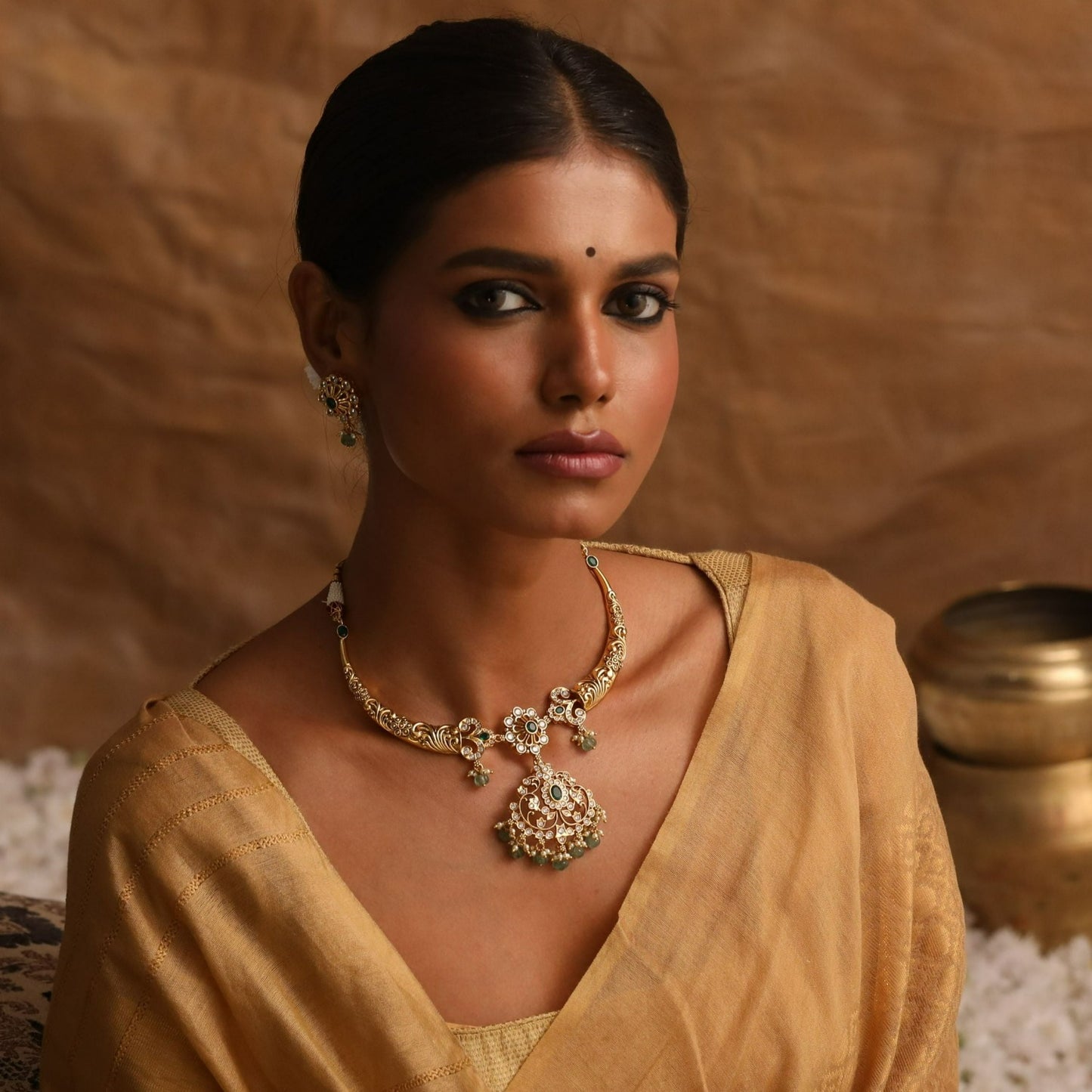 Chaya Nakshi Antique Silver Hasli Necklace Set