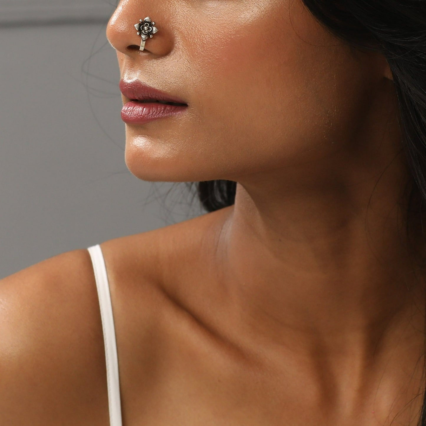 Morgra Floral Tribal Silver Nosepin