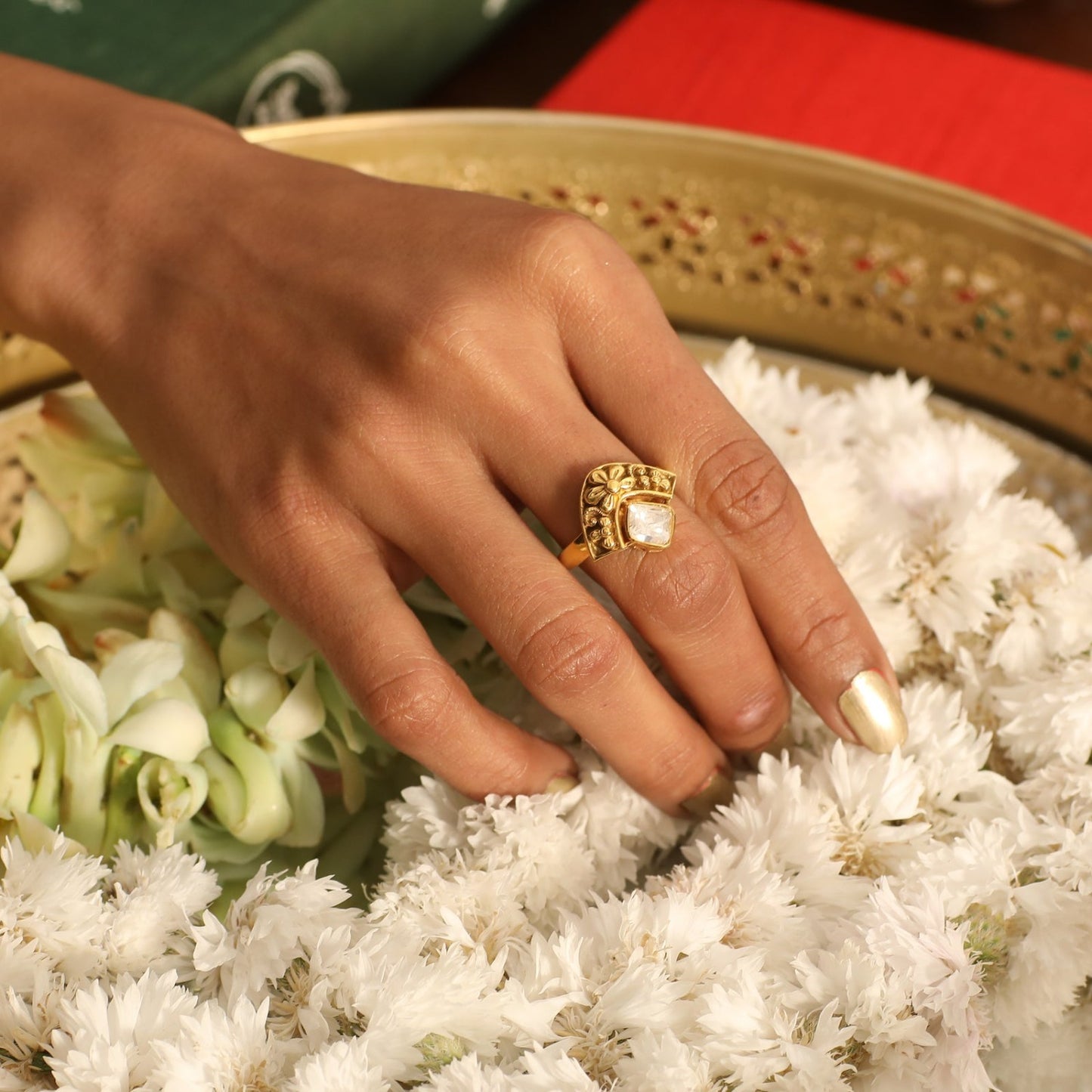 Saumya Nakshi Moissanite Finger Ring
