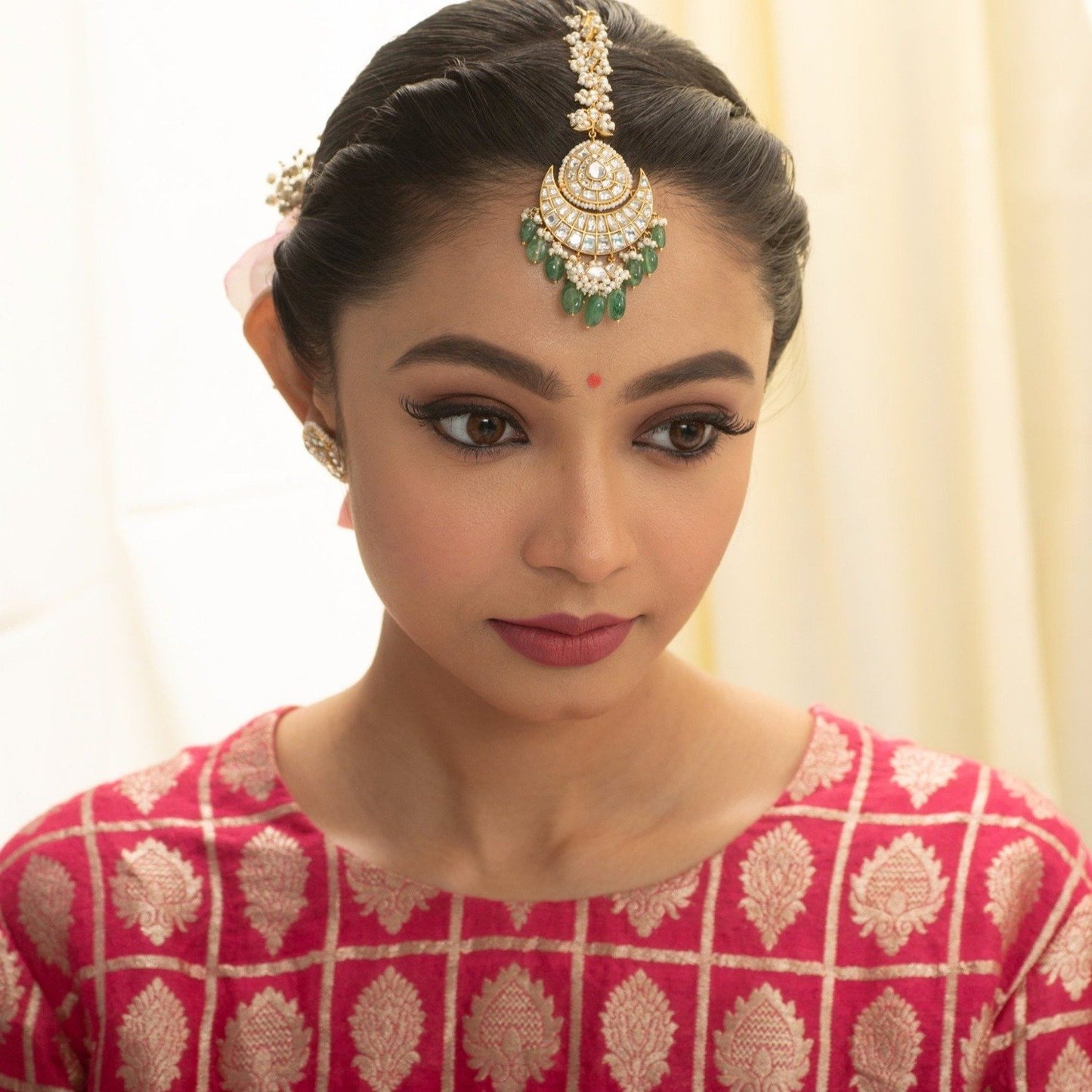 Vihasta Jadau Silver Maangtika