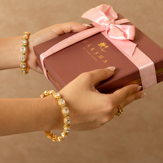 The Spirit of Giving: Gifts That Make Diwali Special
