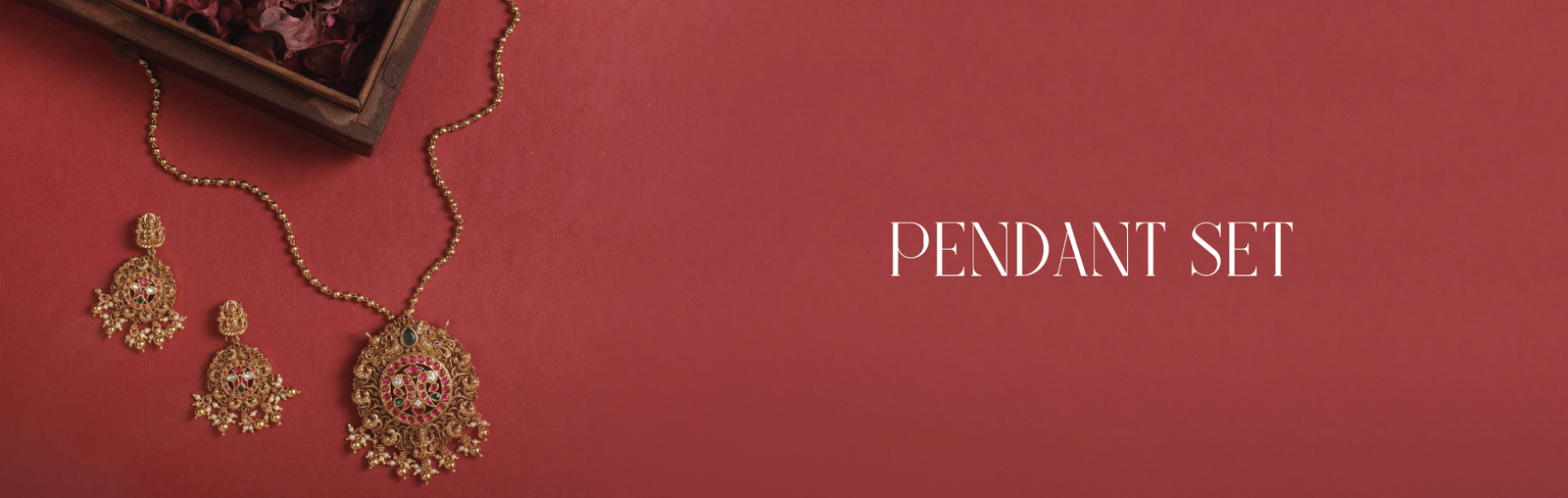 Pendant Set Paksha India