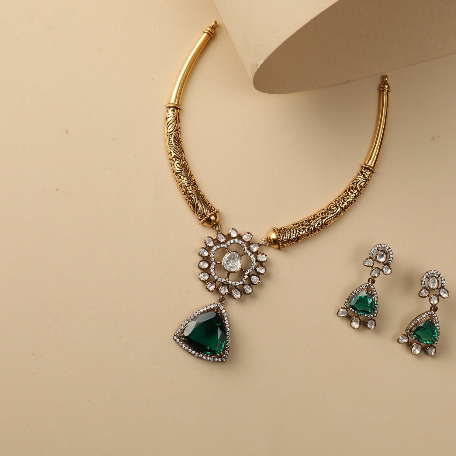 Micita Moissanite Silver Hasli Necklace Set