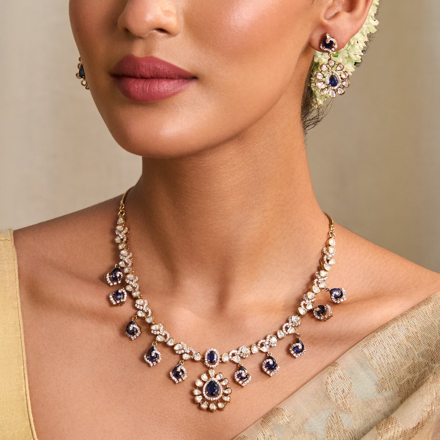 Sabah Moissanite Silver Necklace Set