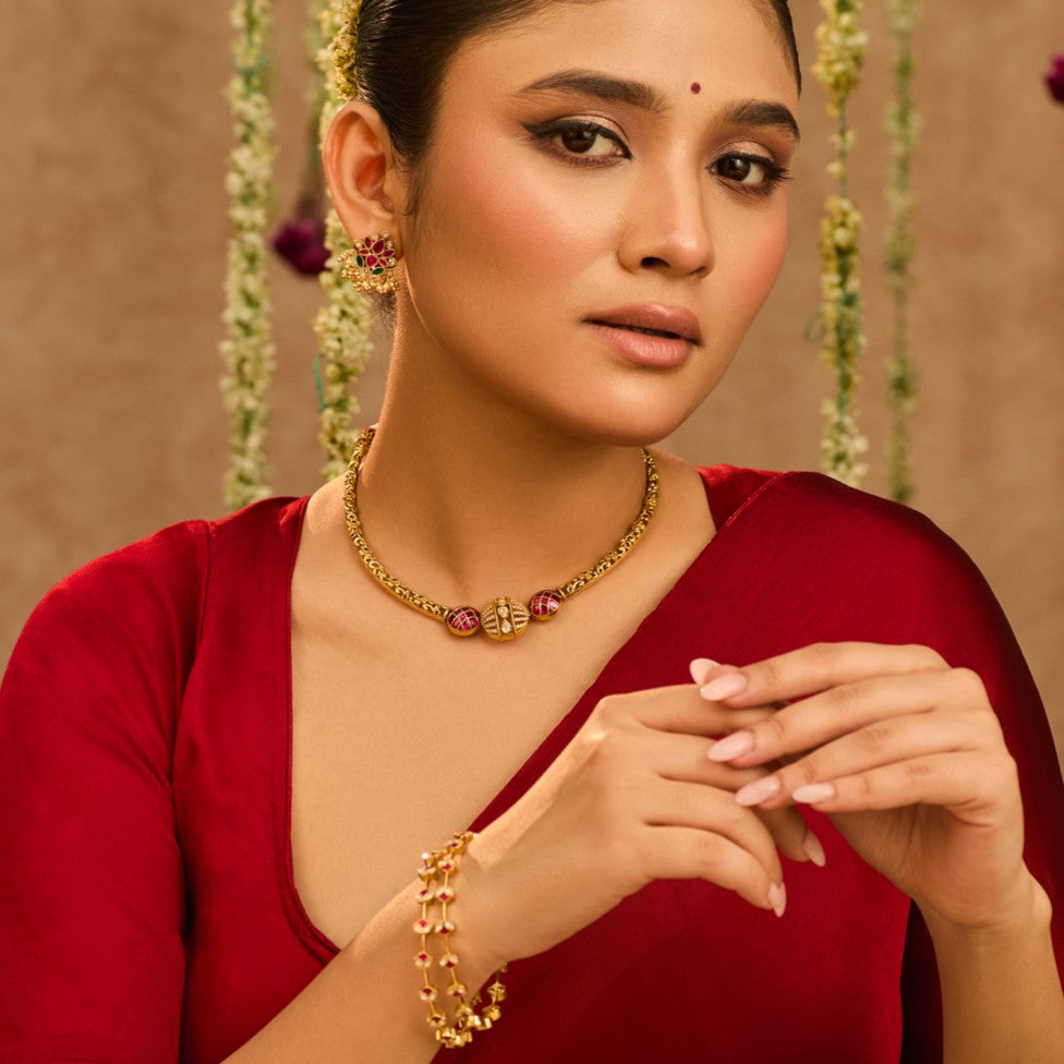 Round Kempu Jadau Antique Hasli Necklace