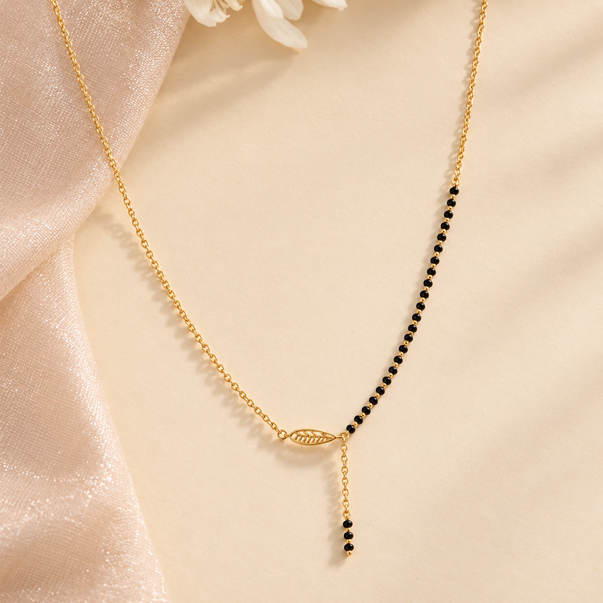 Elin Leaf Charm Silver Mangalsutra