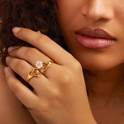 Blossom Veil Elegant  Silver Two Finger ring