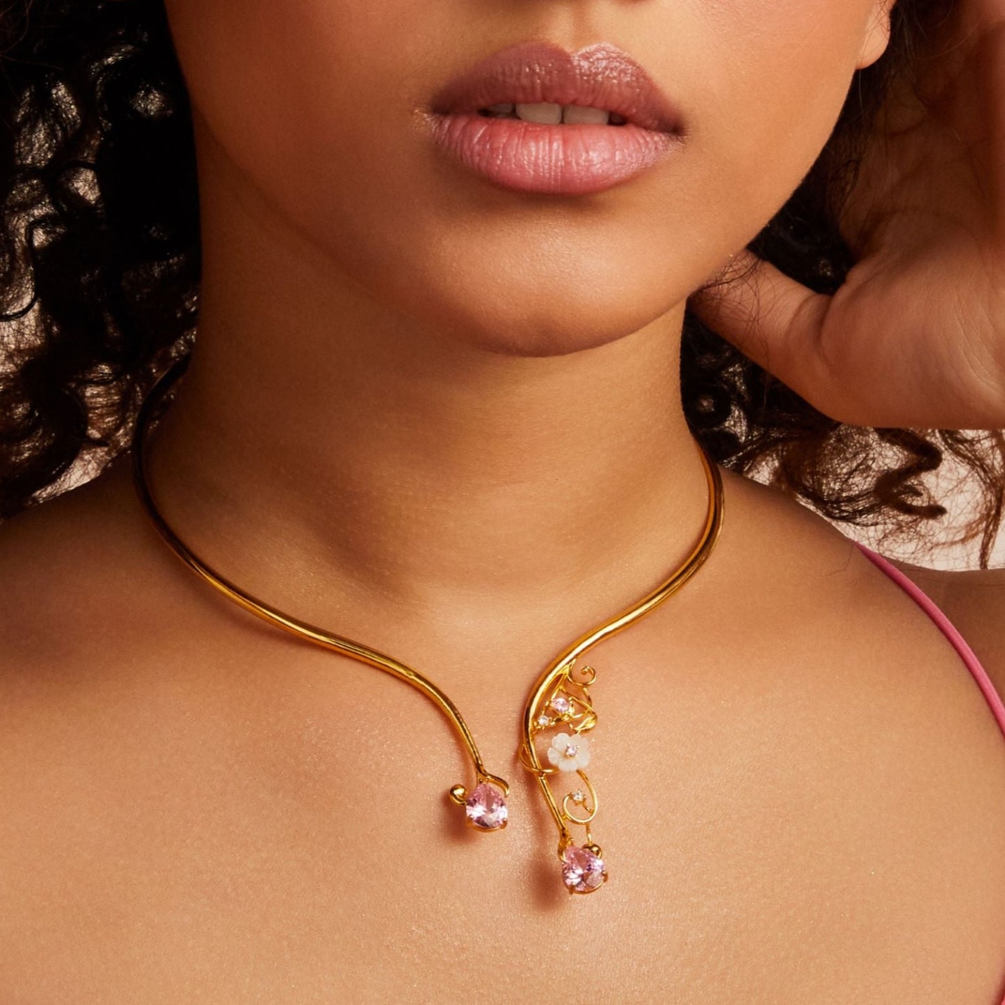 Blossom Veil Dewy Silver Hasli Necklace