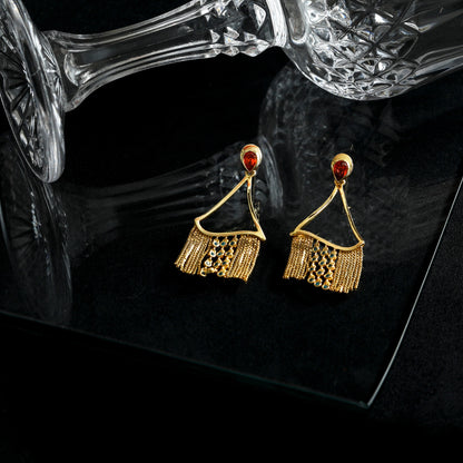 Fringe Kolmio Gold Plated Silver Drop Earrings