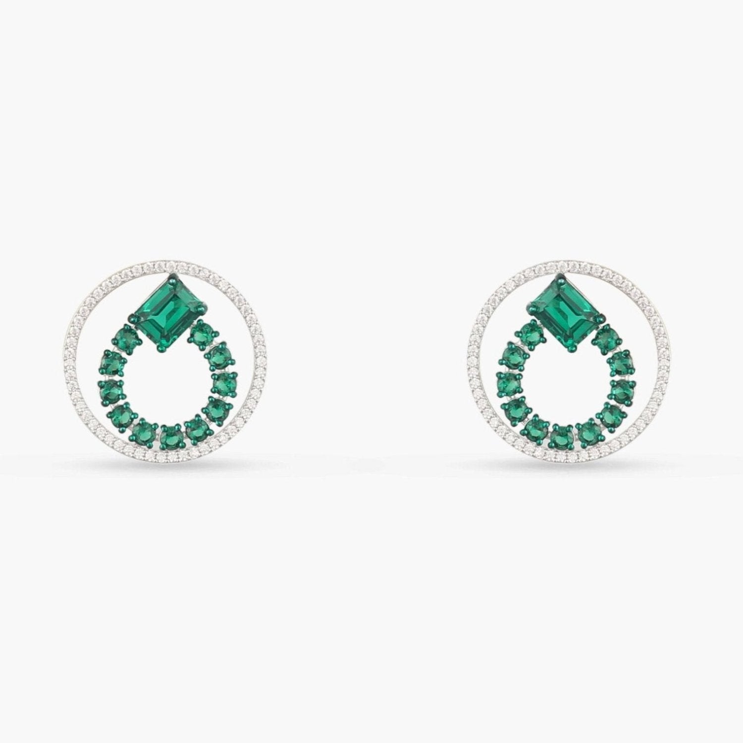 Emeraude Ivy Glow Round Silver Earrings