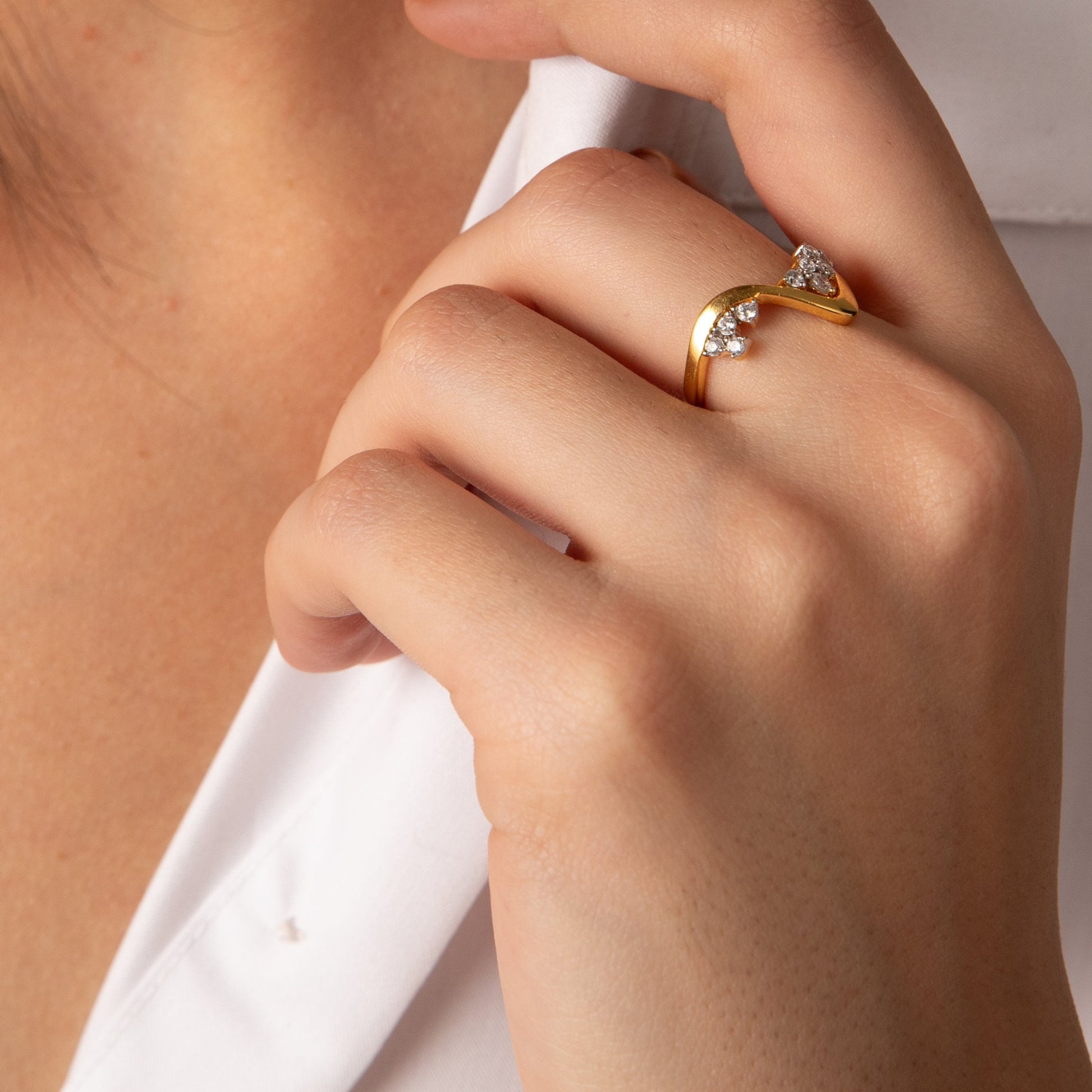 Crest Wave CZ Silver Ring