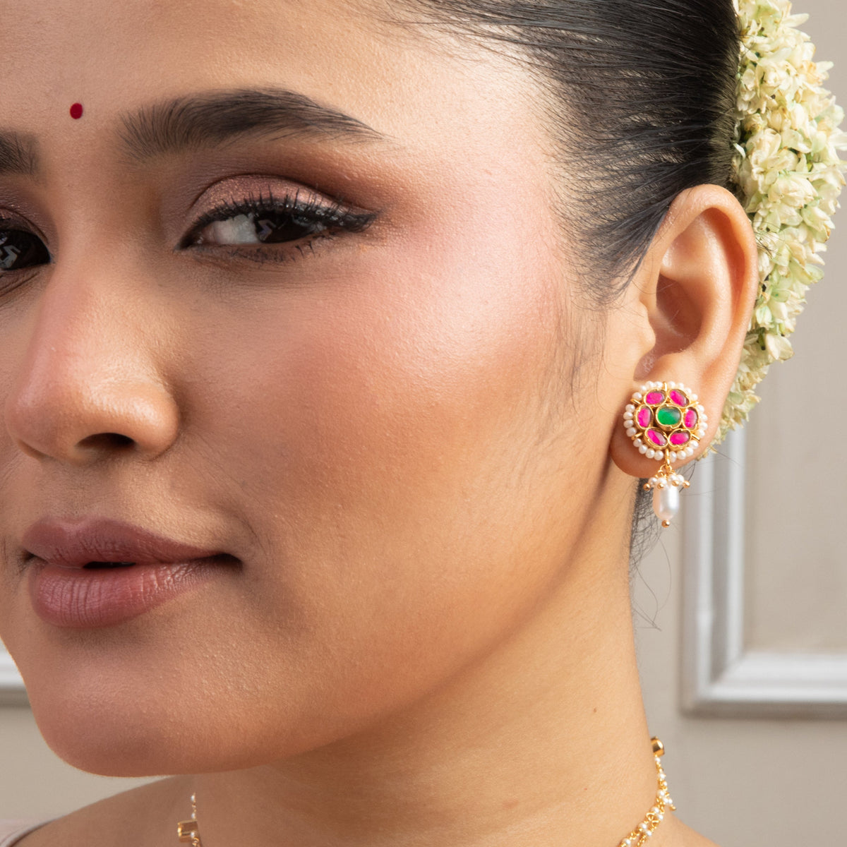 Ishani Kempu Jadau Silver Stud Earrings