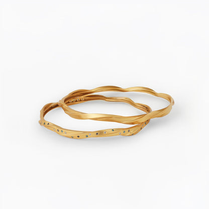 Coastline Sway Silver Bangle