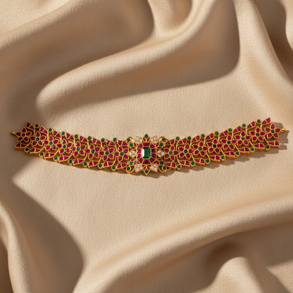 Shriya Kempu Silver Sleek Choker