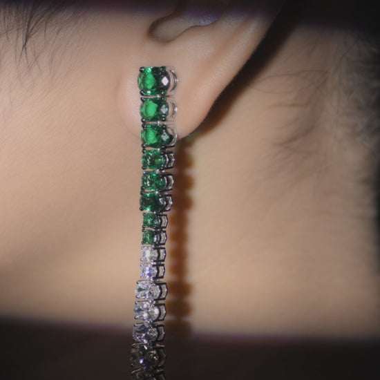 Emeraude Glamour Party Silver Earrings