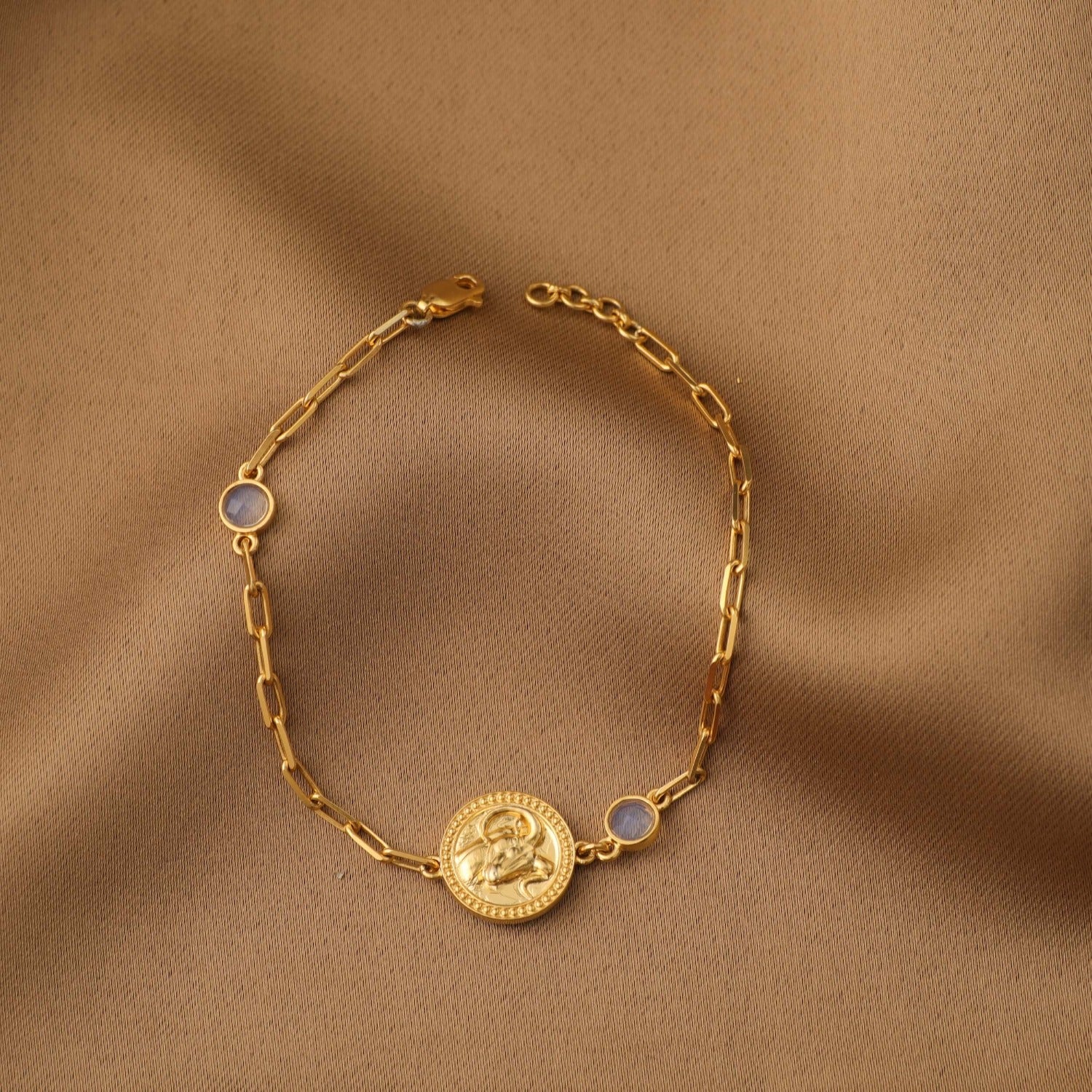 Gold Coin Bracelet – E&E PROJECT