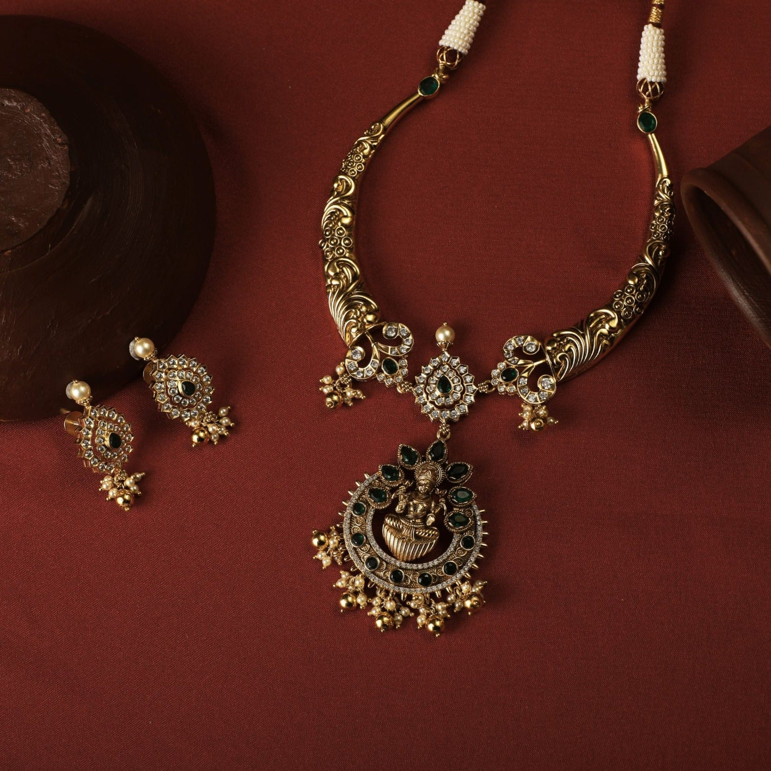 Kamala Nakshi Antique Silver Hasli Necklace Set