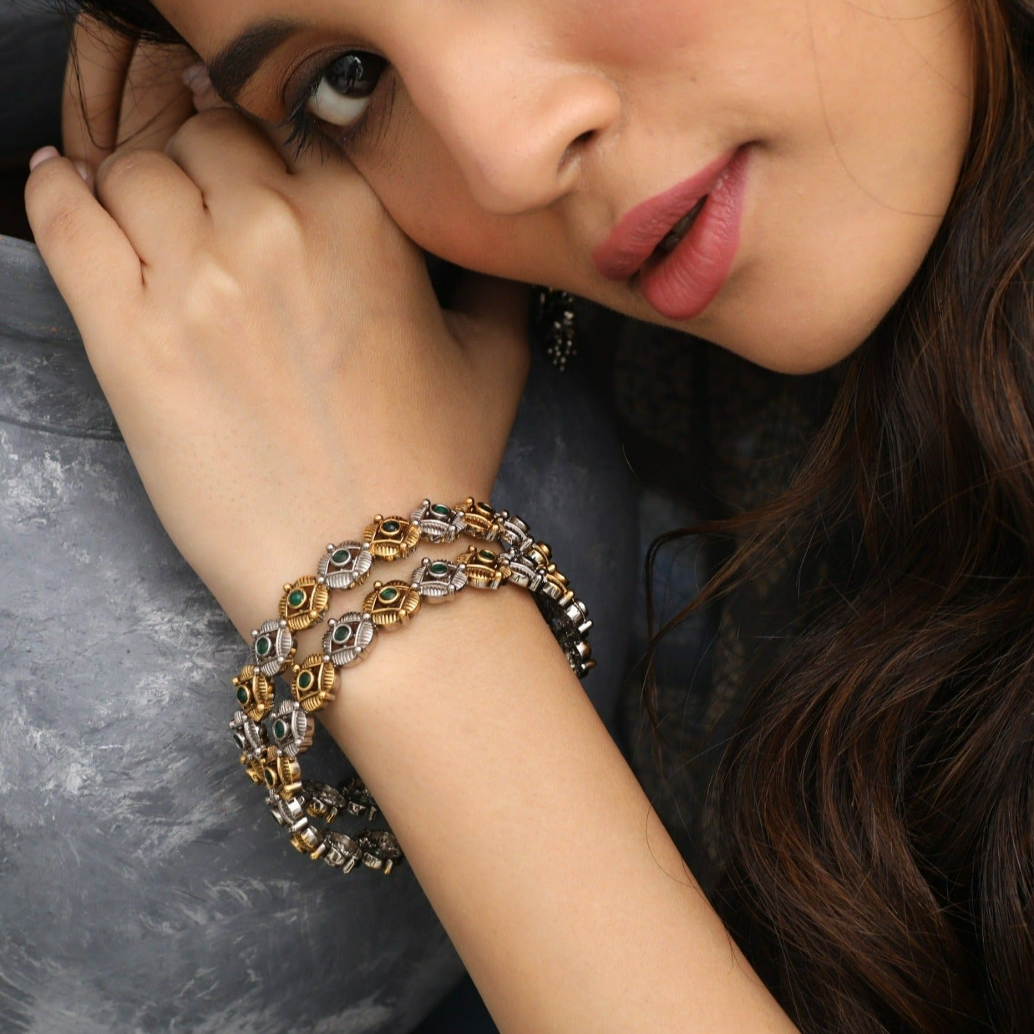 Nature Oxidized Silver Bangle