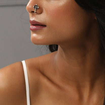 Morgra Floral Tribal Silver Nosepin